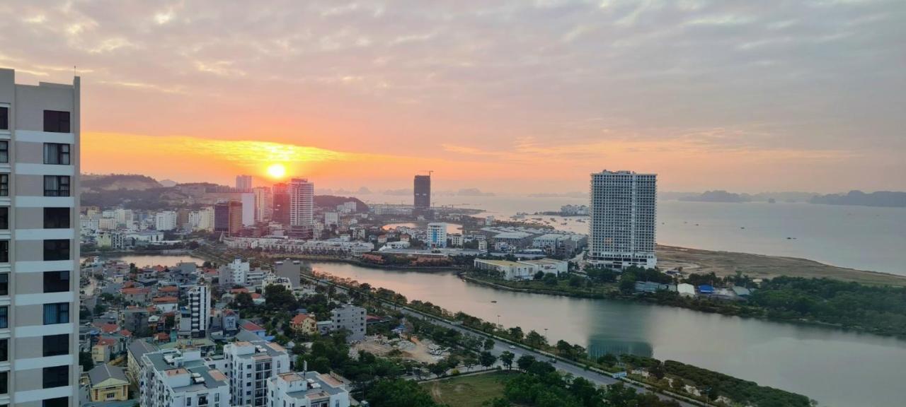 May House Green Bay Garden Ha Long - Near Marina Beach 외부 사진