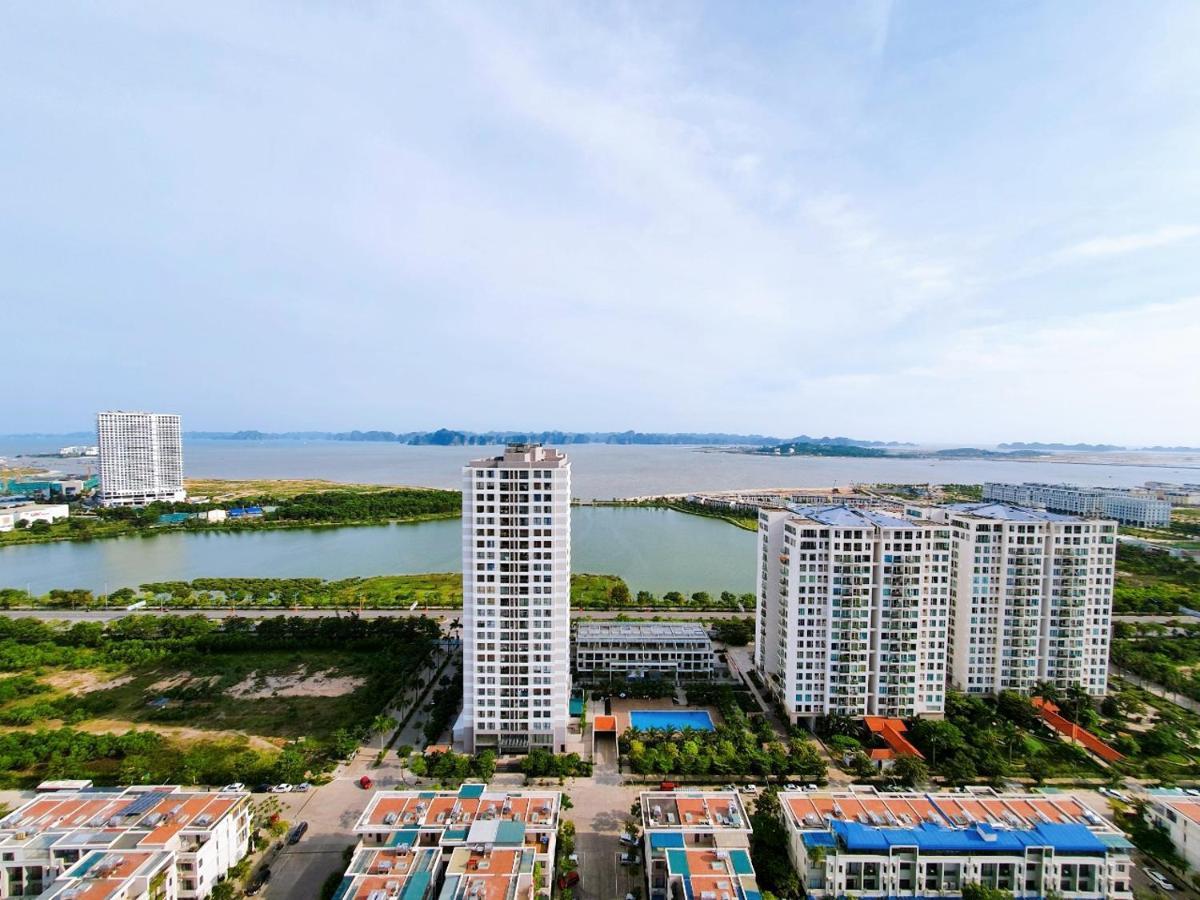 May House Green Bay Garden Ha Long - Near Marina Beach 외부 사진